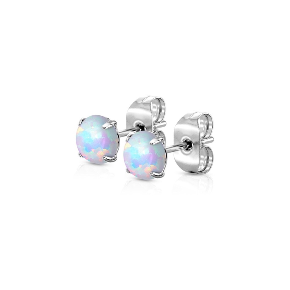 Prong set opal
